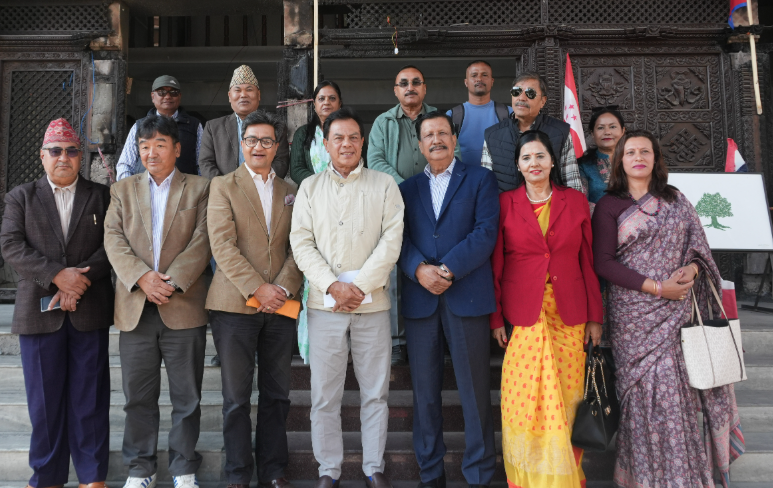 महाधिवेशन मिति तोक्न माग गर्दै कांग्रेसका २५ केन्द्रीय सदस्यले बुझाए पत्र