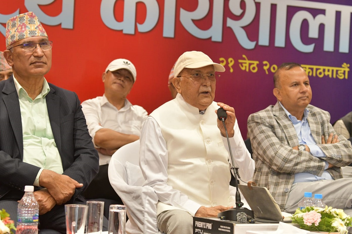 ओलीको दाबी: ‘म बयान दिन गएनँ, आयोग नै नक्कली हो’