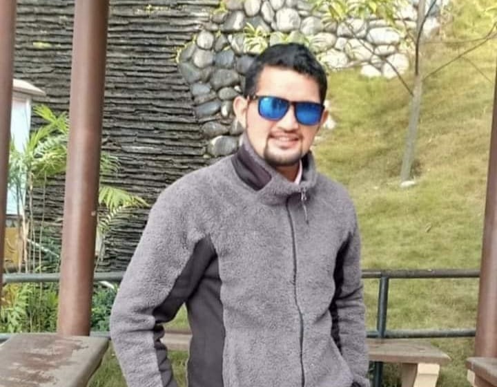 हात्ती आयो हात्ती आयो फुस्सा भयो सङ्घीयता
